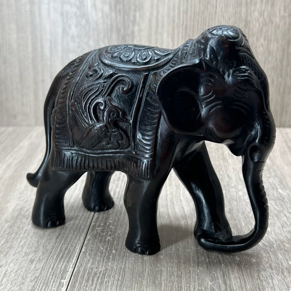 Blac Carved Elephant Figurine Statue Home Decor Lucky Charm Collectible